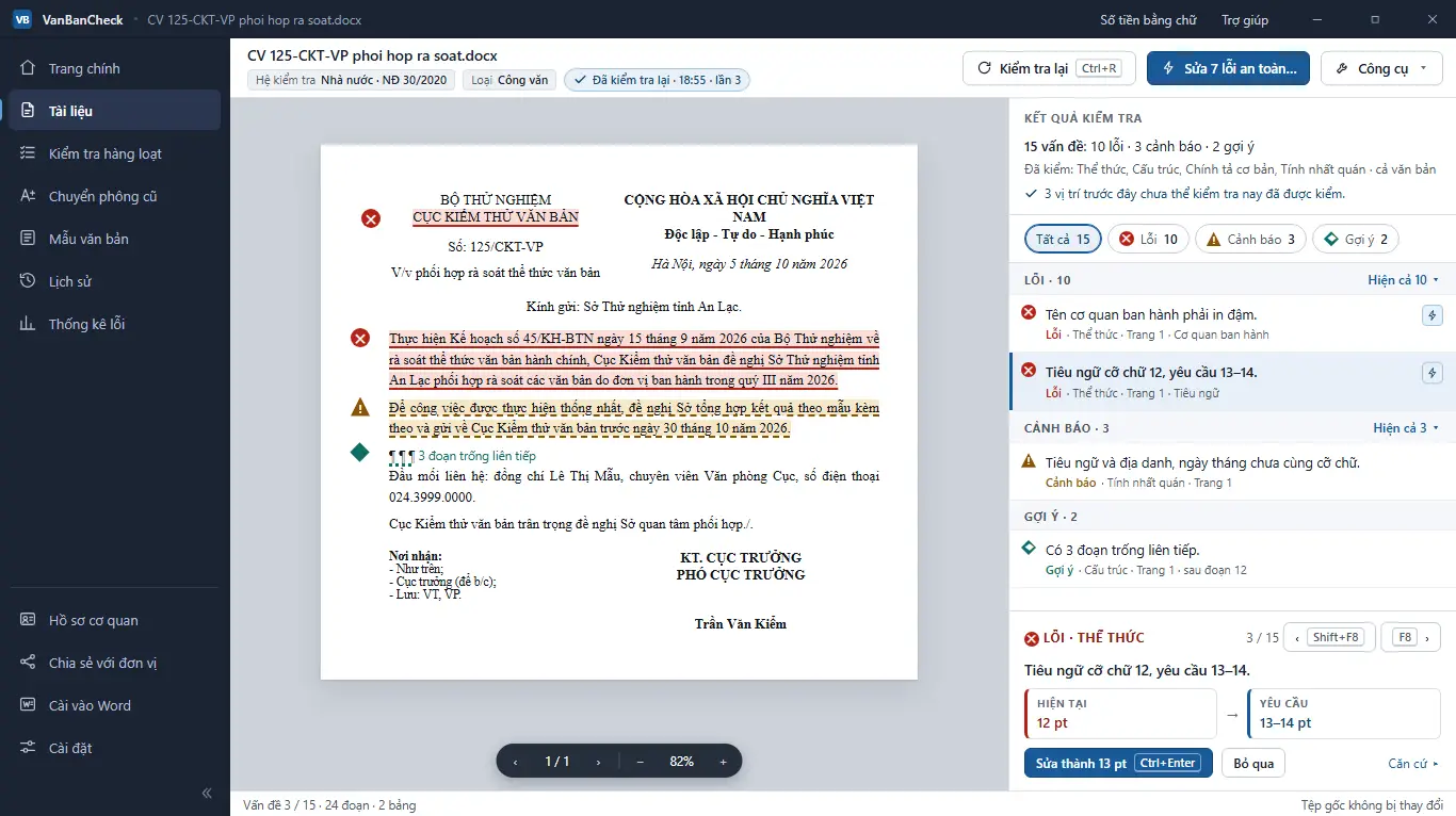 Màn hình kiểm tra của VanBanCheck: trang công văn bên trái, danh sách lỗi và chi tiết lỗi đang chọn bên phải